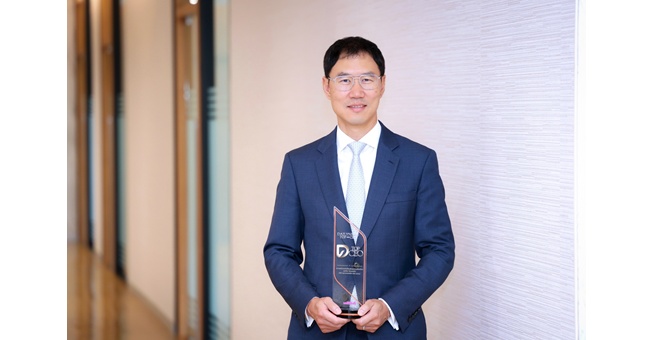 “โชน โสภณพนิช” คว้ารางวัลเกียรติยศ DAILYNEWS TOP CEO 2026