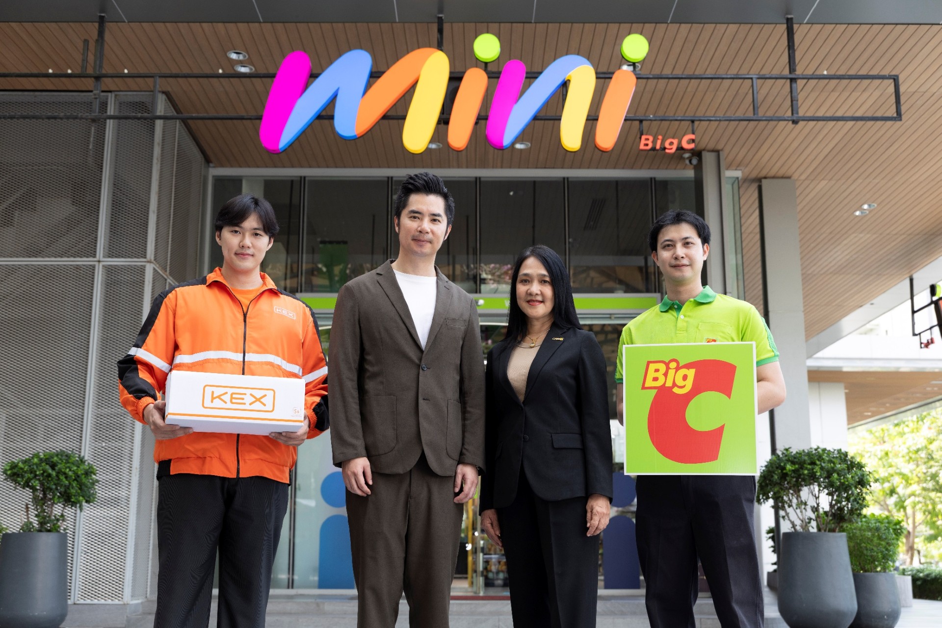 KEX รุกหนักครึ่งปีหลัง ผนึกกำลัง Big C ต่อเนื่องปีที่ 7 ขยายจุดบริการร่วมทะลุ 1,700 แห่ง ตอกย้ำผู้นำโลจิสติกส์ที่เข้าถึงทุกชุมชน