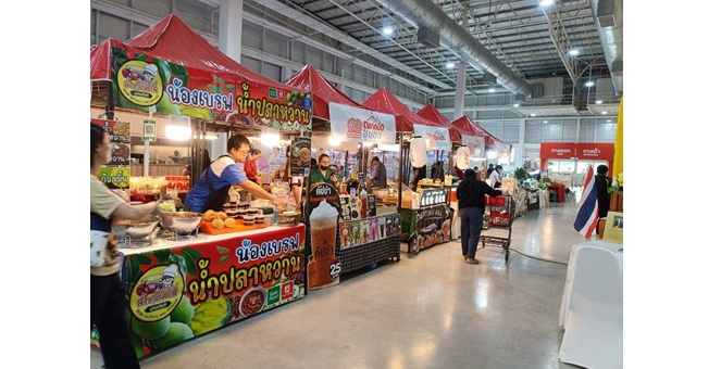 โก โฮลเซลล์ ในเครือเซ็นทรัล รีเทล เดินหน้า “ตลาดนัดชุมชนเพื่อคนท้องถิ่น” ปี 3 เปิดพื้นที่กว่า 700 บูธ สนับสนุนผู้ประกอบการชุมชน สร้างรายได้สู้วิกฤติเศรษฐกิจ