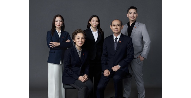 “ดูโฮม” ผู้นำค้าปลีก–ค้าส่งวัสดุก่อสร้าง ต่อยอด 4 ทศวรรษ ผสานพลัง 2 เจน สู่แบรนด์ชั้นนำเรื่องบ้าน ช่าง ครบทุก Home Ecosystem หนุนการขับเคลื่อนอสังหาฯและเศรษฐกิจไทย